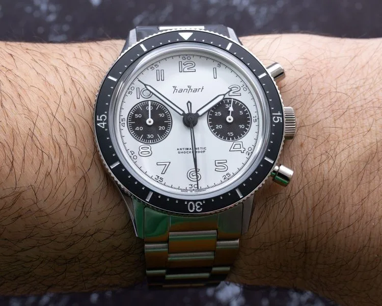 Hanhart 415 ES anti-magnetic and shockproof features