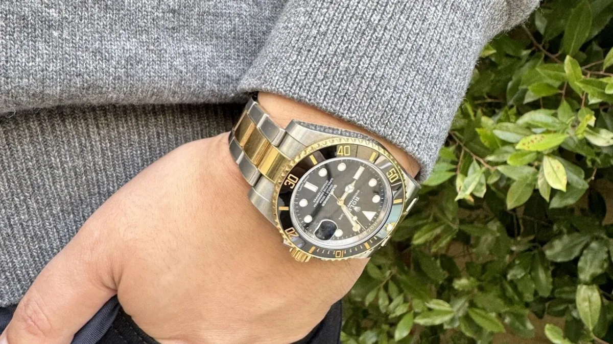 Glycine Combat Sub watch close-up