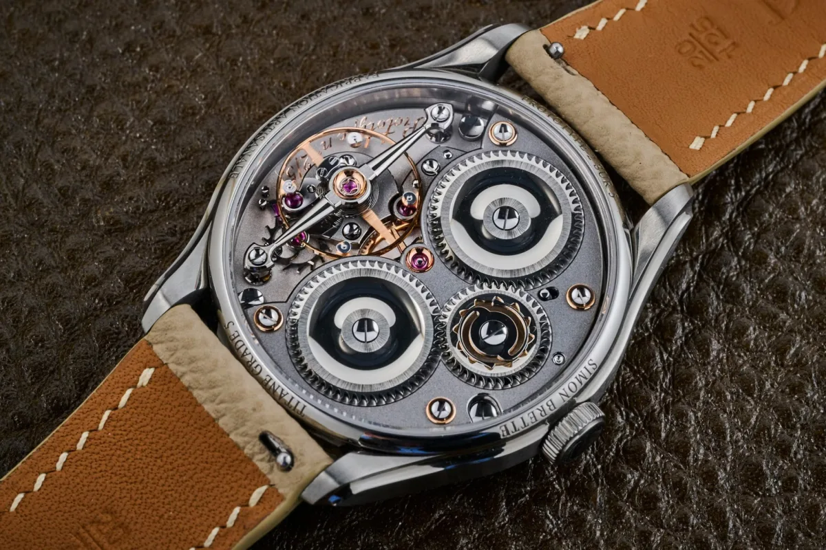 Mechanism of Chronomètre Artisans with titanium bridge