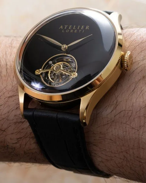 Historical reference to tourbillon mechanism