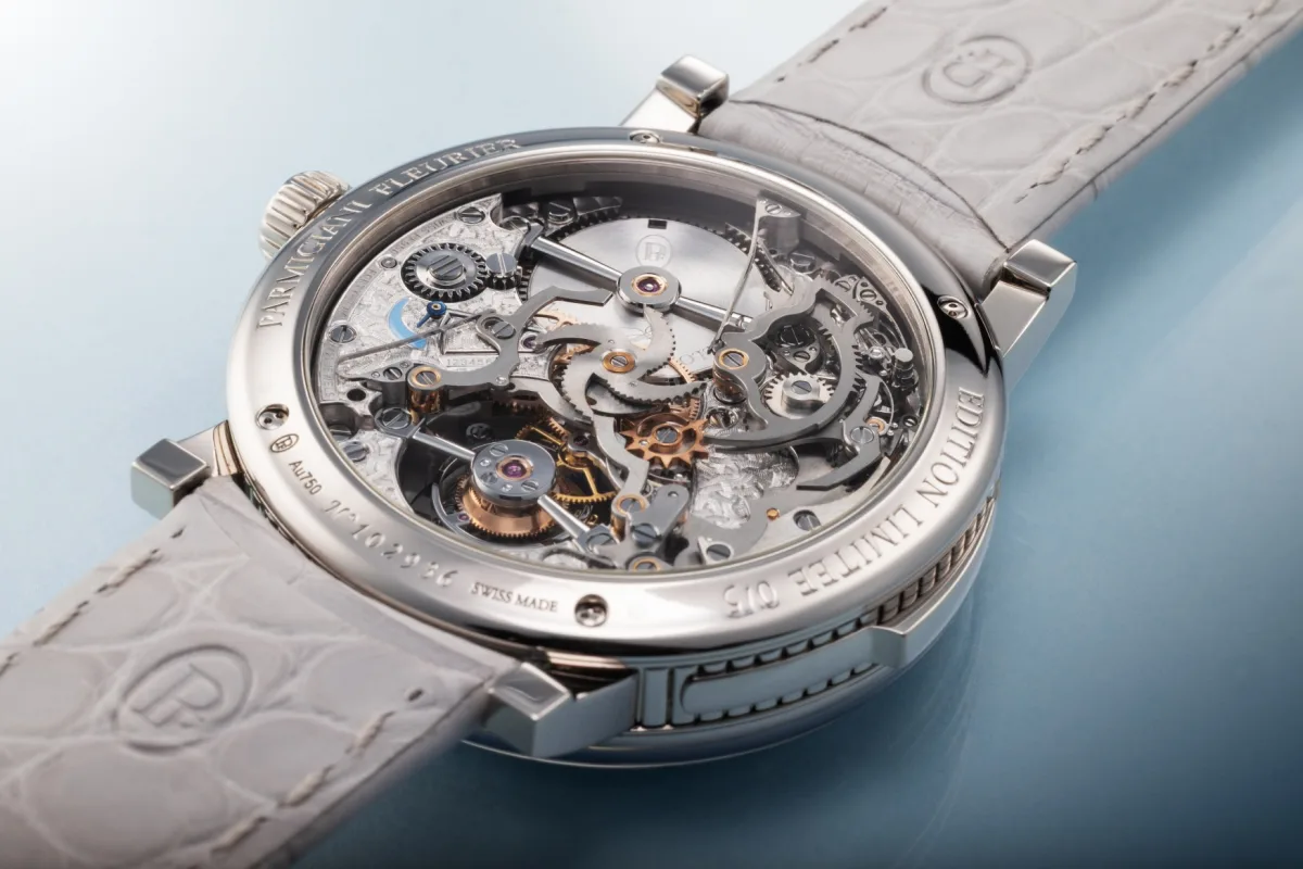 Detailed view of Alpina Alpiner Extreme Solarmetre