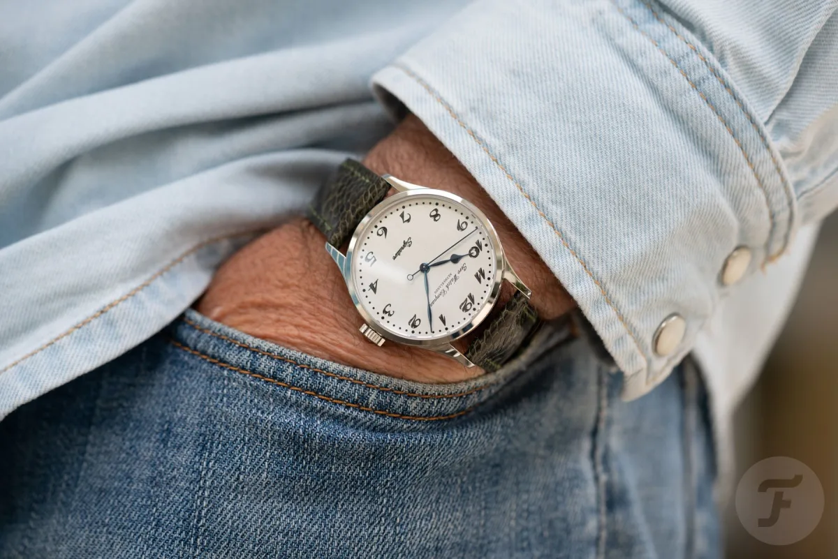 Side view of Sero Silver Signature watch highlighting case and dial