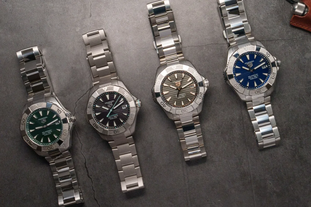Modern design elements of the Aquaracer Solargraph