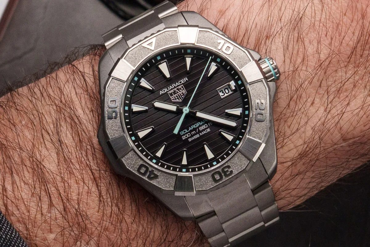 Aquaracer dial with date window at 3 o'clock