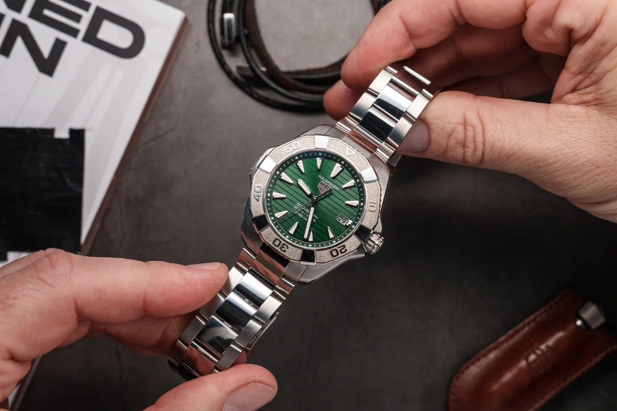 Light energy conversion in Aquaracer Solargraph