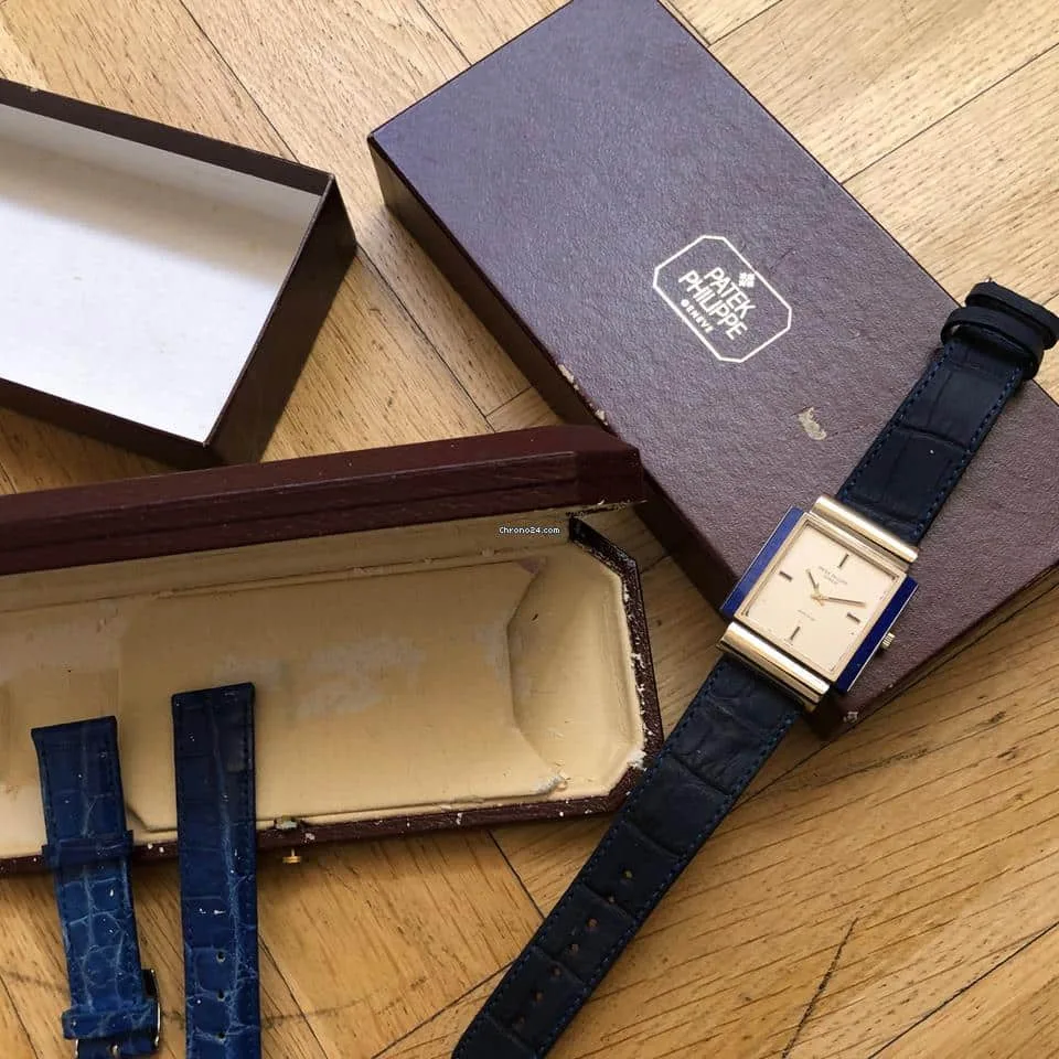 Patek Philippe Art Suizo Gondolo watch with double signing.