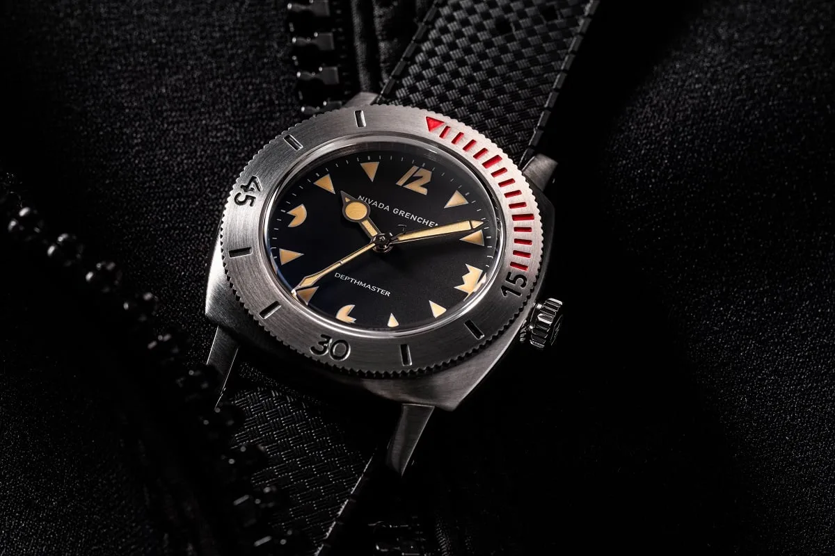 Christopher Ward C60 Trident Pro 300 in 38mm case
