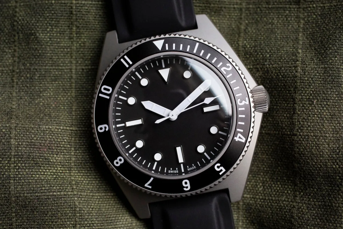 Unique colors and bezel of Doxa Sub 600T