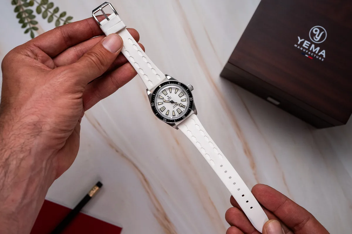 Yema Skin Diver Slim luminescent FKM rubber strap