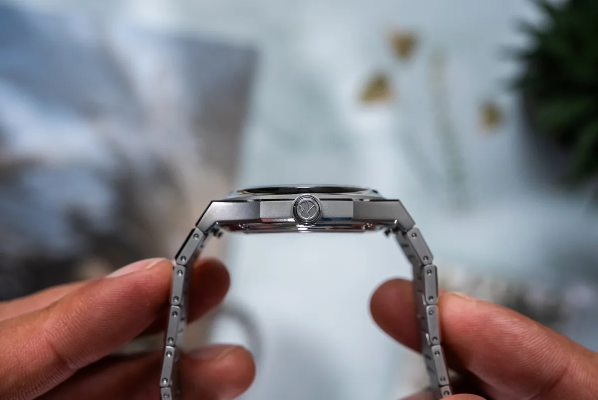 Atelier Wen Perception V3 steel case and bracelet