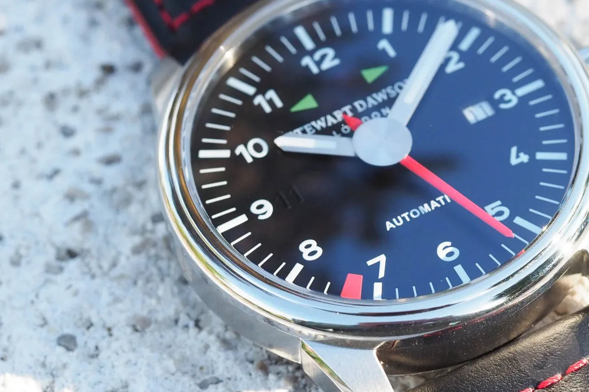 SD 911 Black watch with Porsche-inspired design