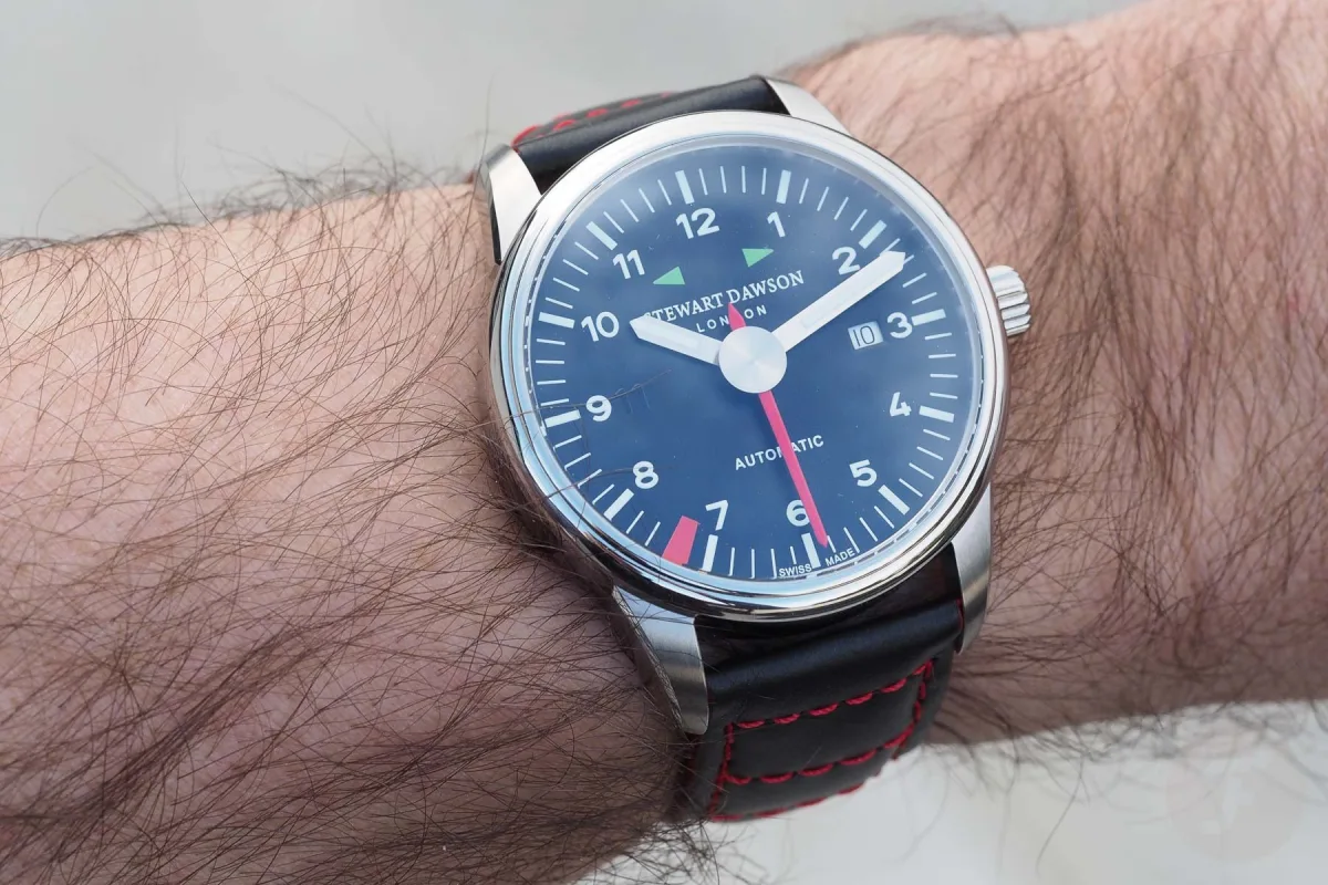 Back view of Stewart Dawson SD 911 Black watch