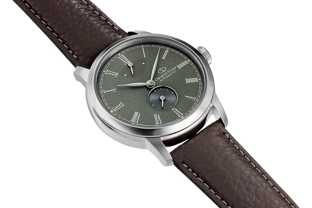 Orient Star M45 F7 Small Second Review & Specs