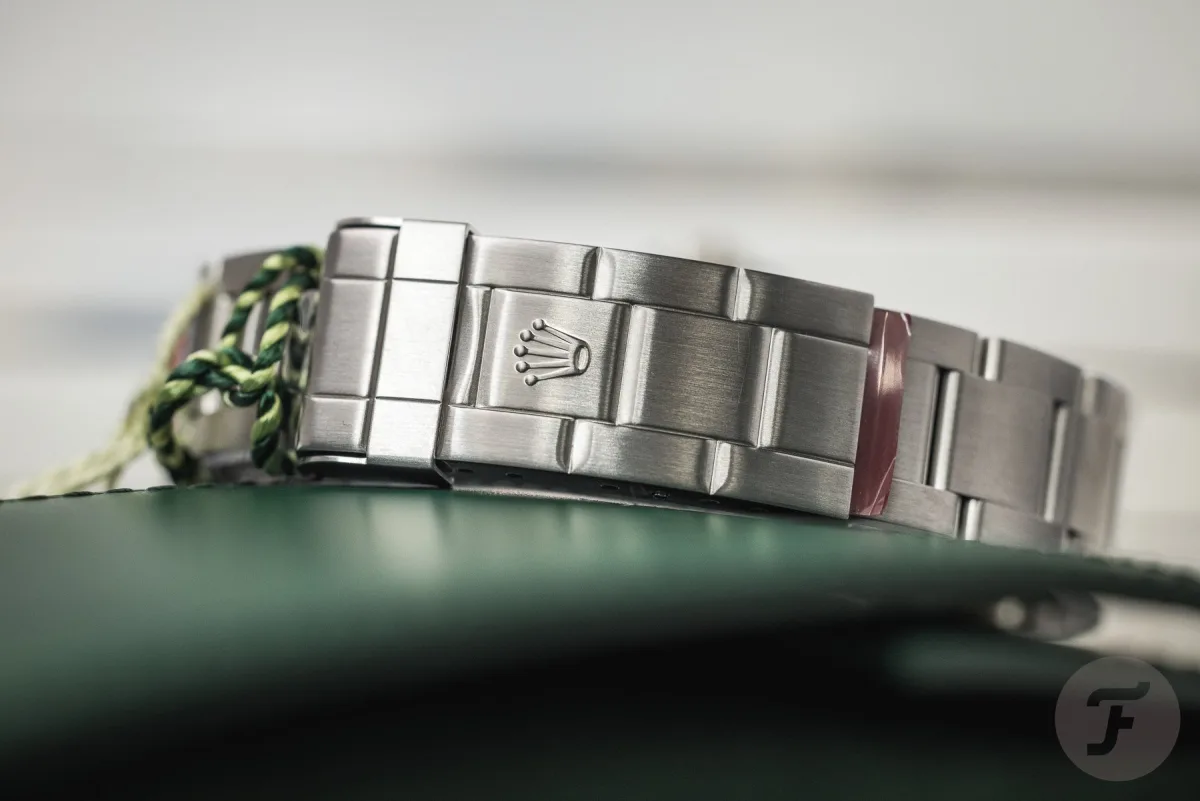 Rolex Submariner 16610 with changes over production