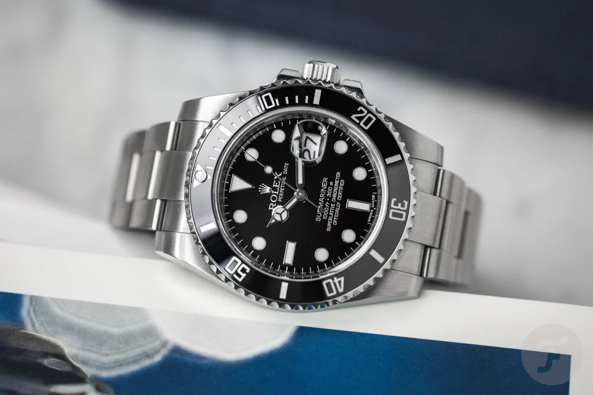 Rolesor models of Rolex Submariner with steel and gold