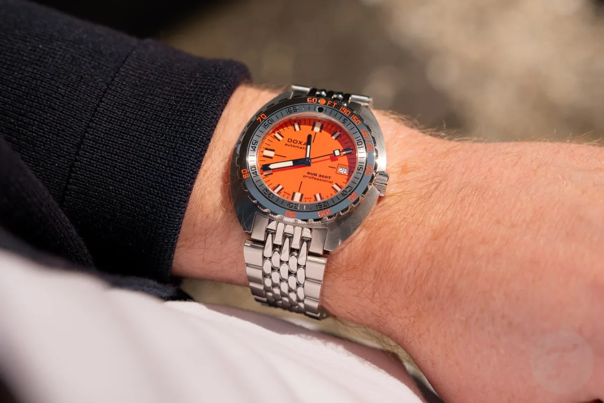 Bright and reliable Doxa Sub 300T