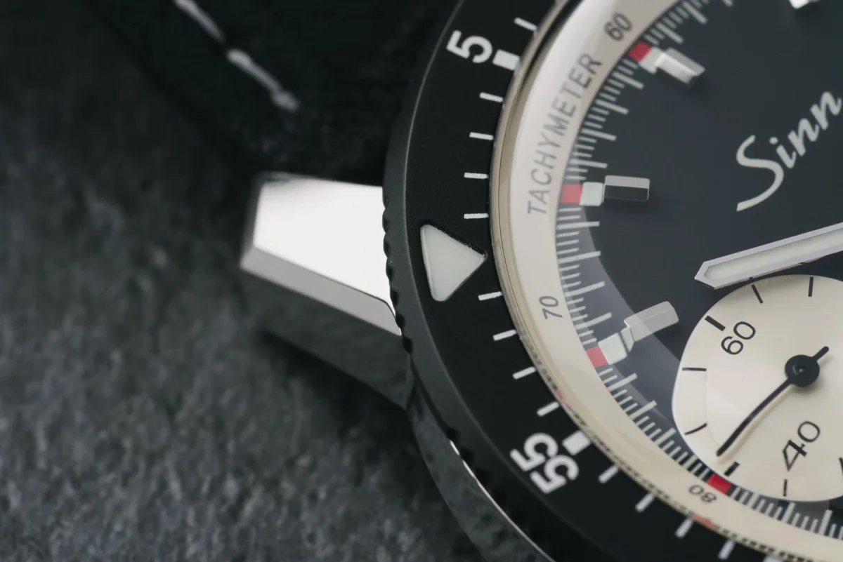 Vintage-style elements of Sinn 103 St Ty Hd