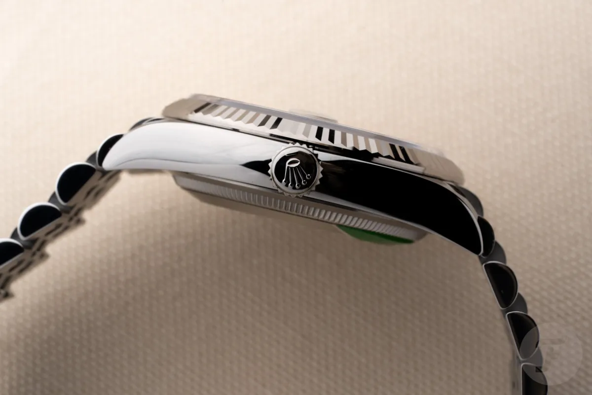 Rolex caliber 3235 movement features