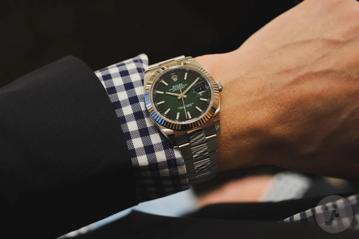 Comparison of 36mm and 41mm Rolex Datejust models