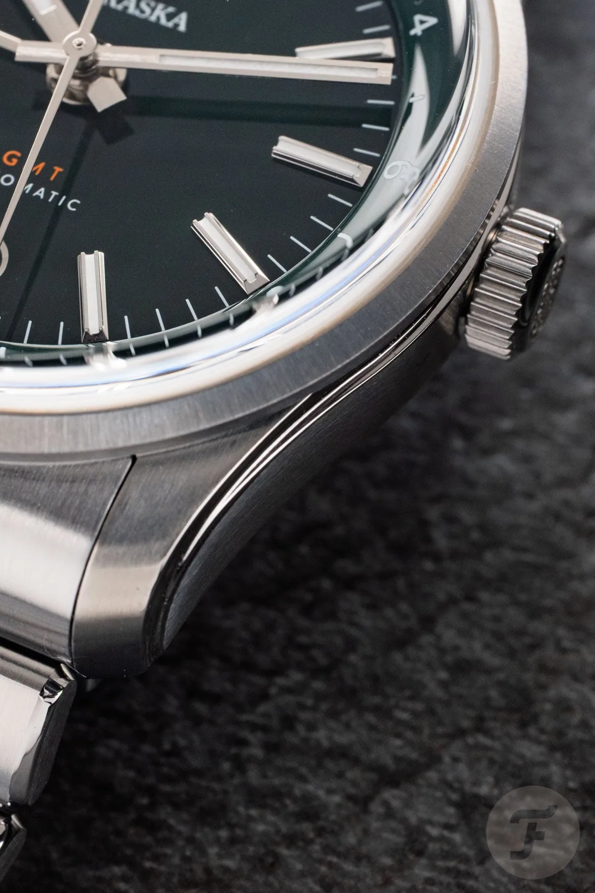Dimensions of the new Venturer GMT