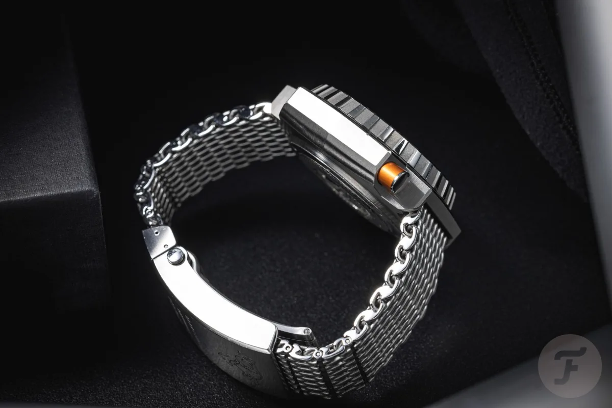 Omega Seamaster Professional Ploprof 1200M watch