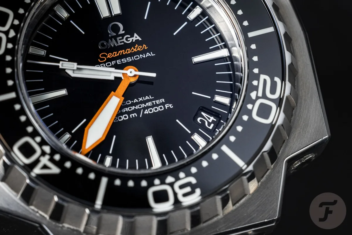 Omega Seamaster Professional Ploprof 1200M dial details