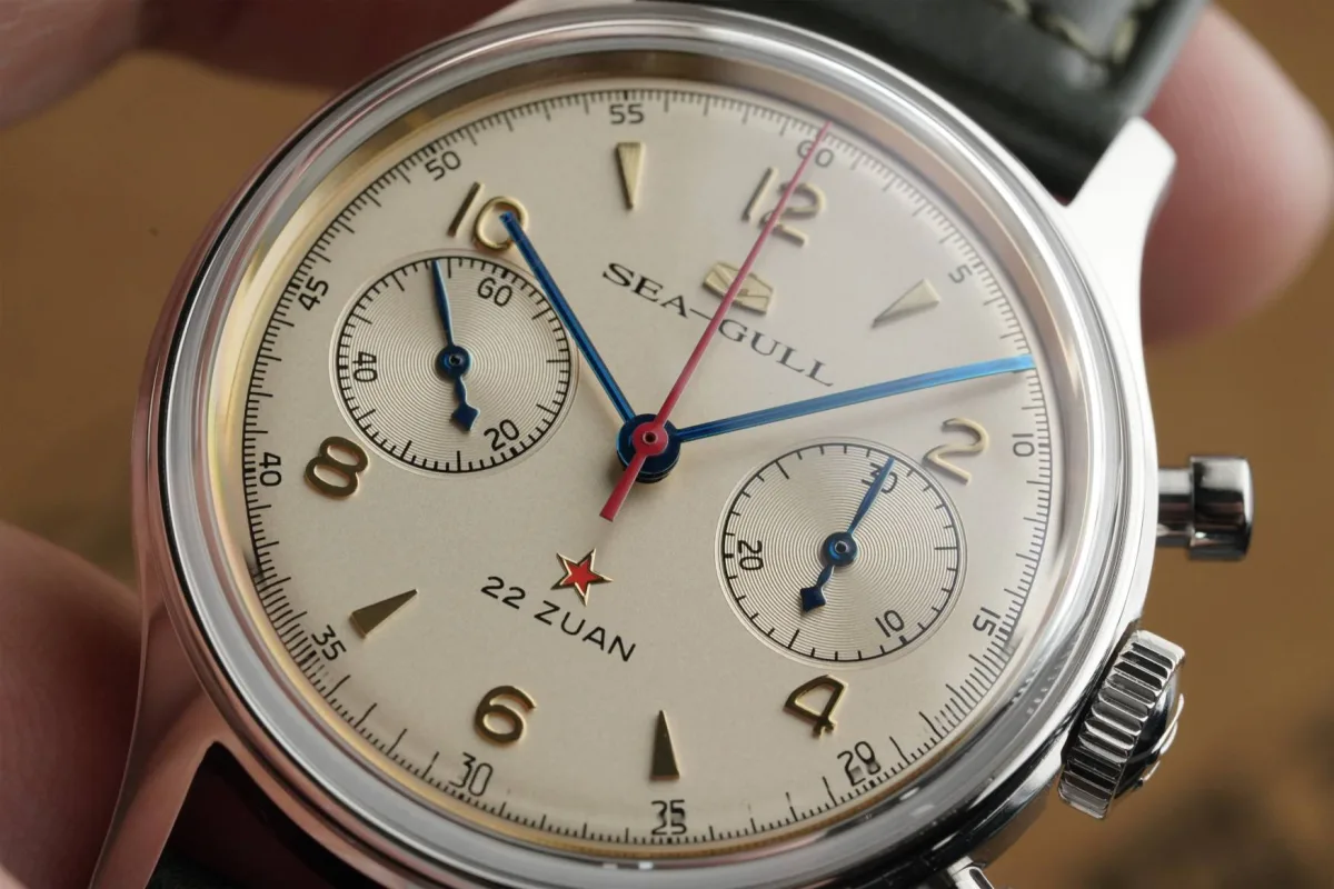 Sea-Gull 1963 Premium chronograph in different settings