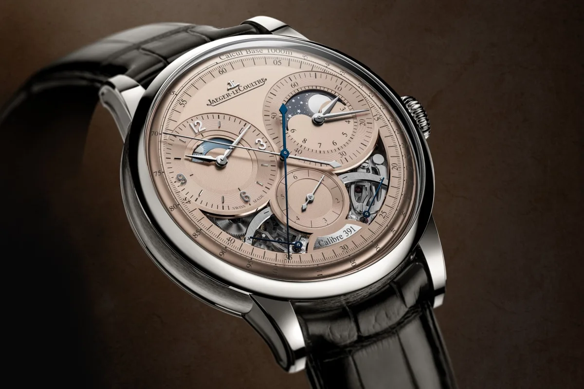 Intricate mechanism of Jaeger-LeCoultre Duometre Chronograph Moon