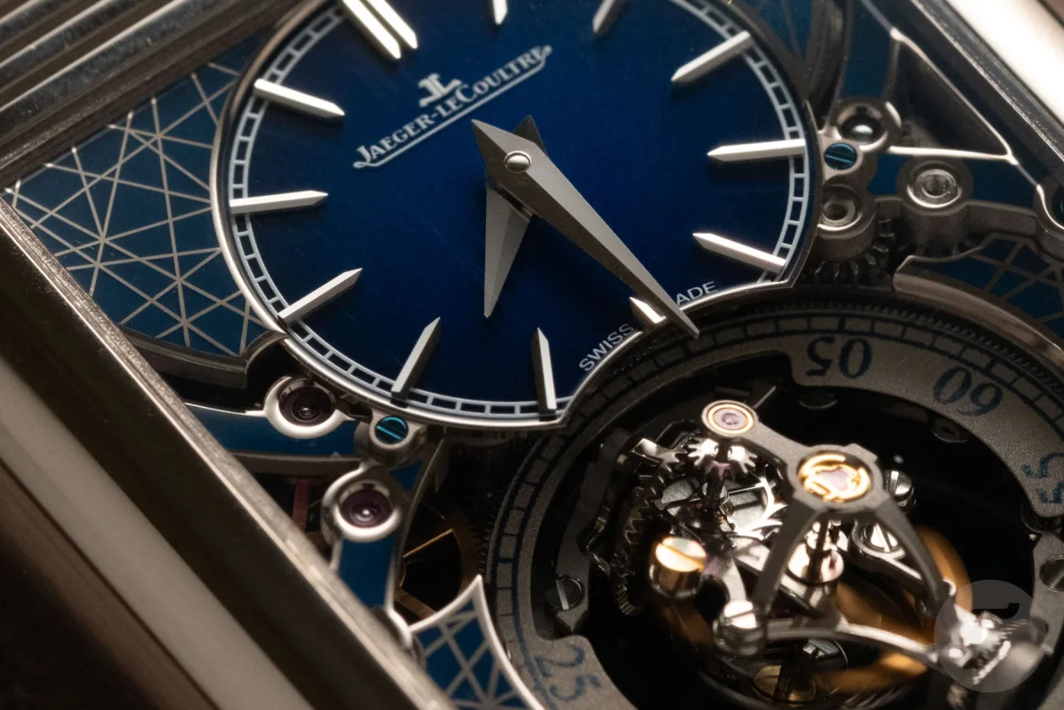 Tourbillon cage of Jaeger-LeCoultre Reverso Hybris Artistica