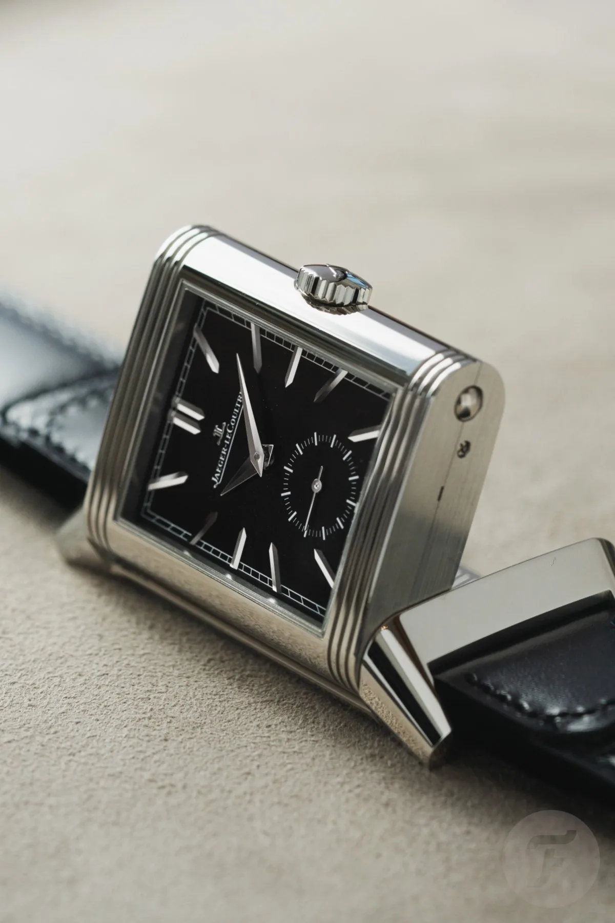 Jaeger-LeCoultre Reverso Tribute Duoface Small Seconds front side