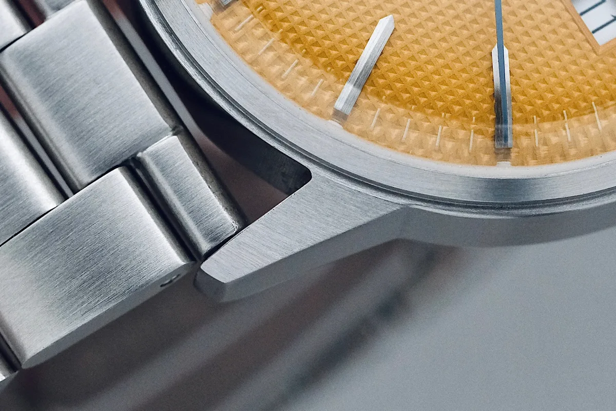Neumann Automatic watch with stainless steel case and bracelet