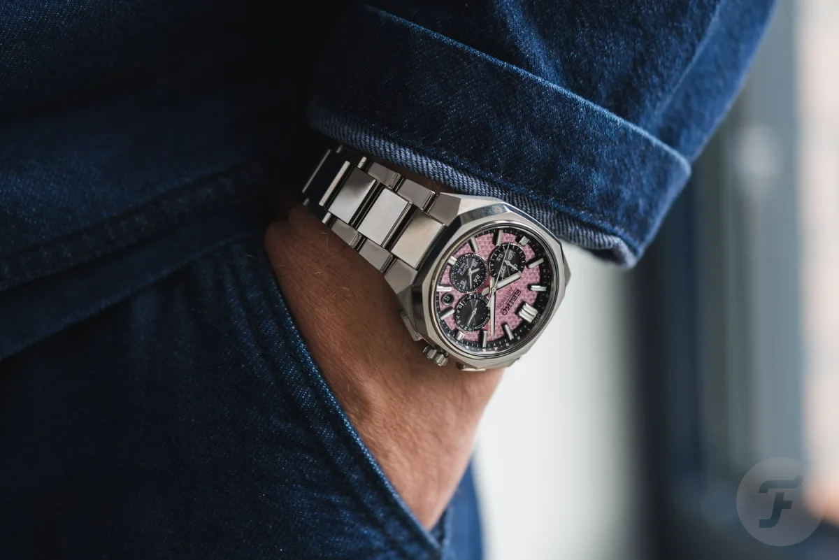 Seiko Astron Crystal Pink with titanium bracelet and additional strap