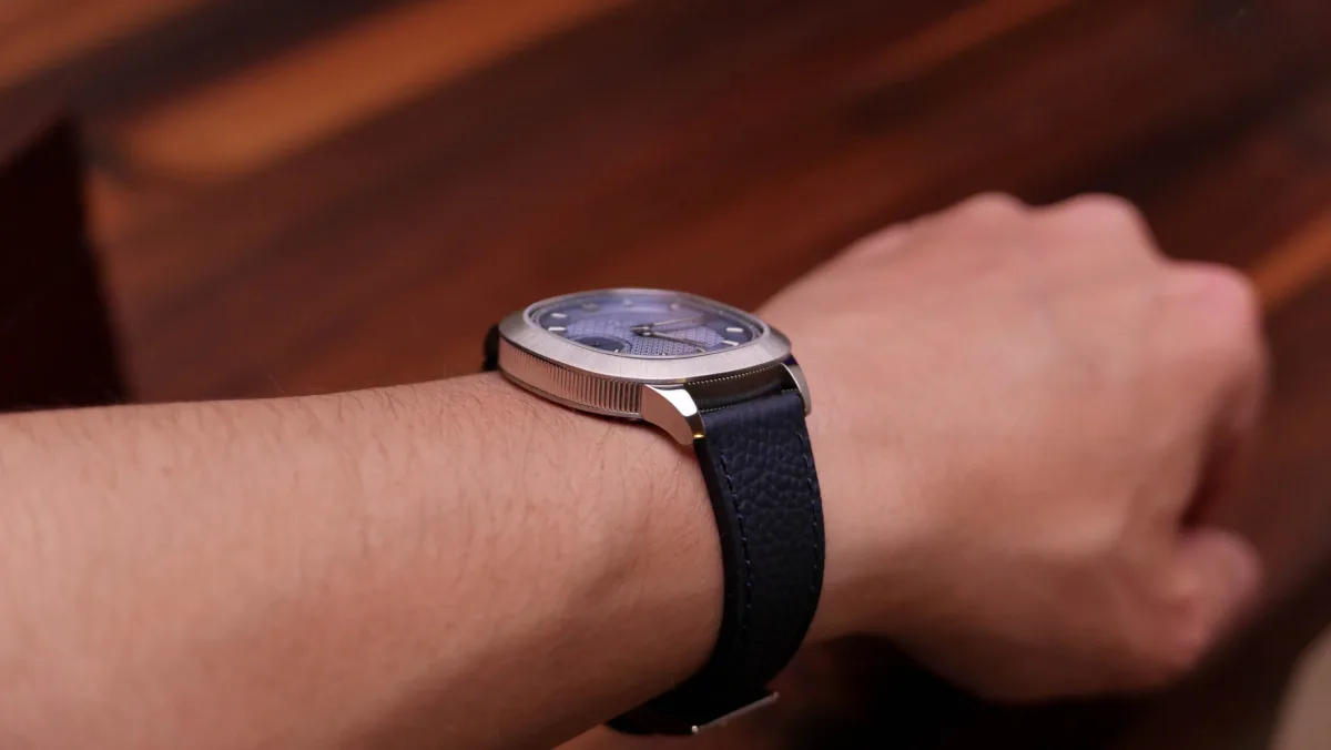Side view of Yema Granvelle with engraved case