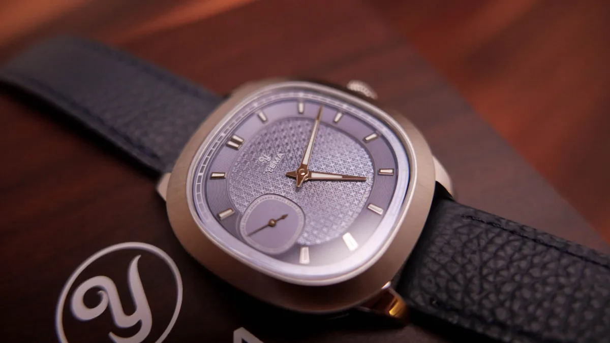 Dial of Yema Granvelle Renaissance with multi-level design