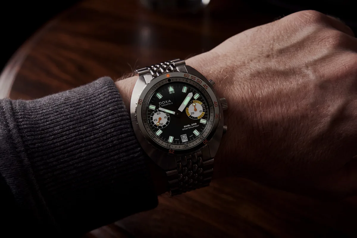 Doxa SUB 200 T.GRAPH II screw-down crown