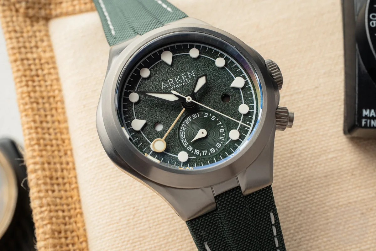 Arken Alterum Sage Grey on wrist