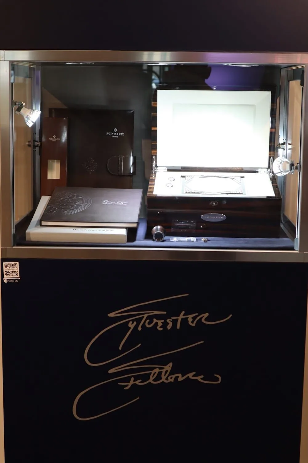 Engraved box and collectibles for Grandmaster Chime