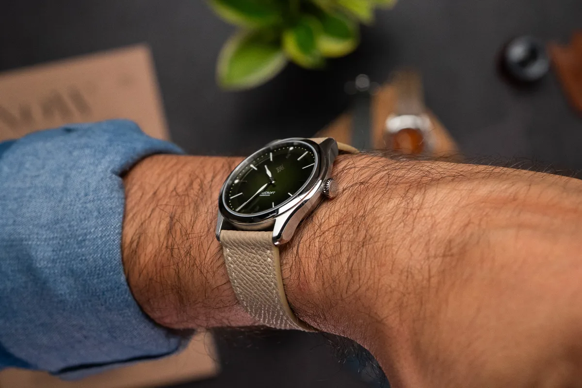 Beaucroft The Arc Denim Blue fumé dial
