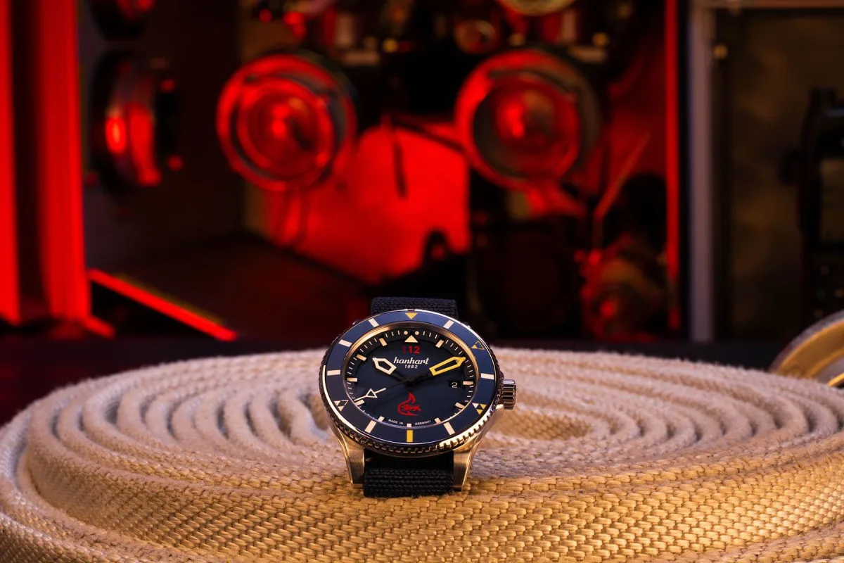Hanhart Thermosphere hands and dial details