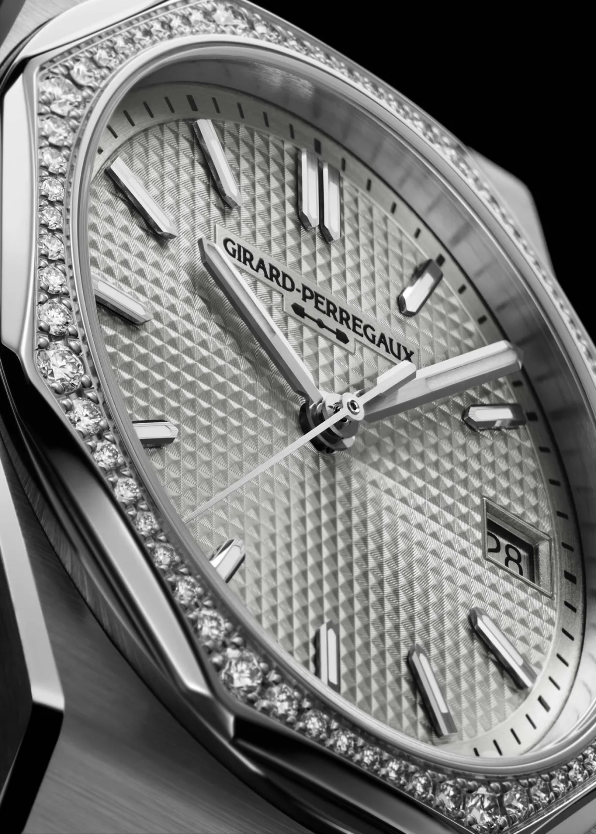 Girard-Perregaux Laureato Fifty 36mm model with diamond bezel