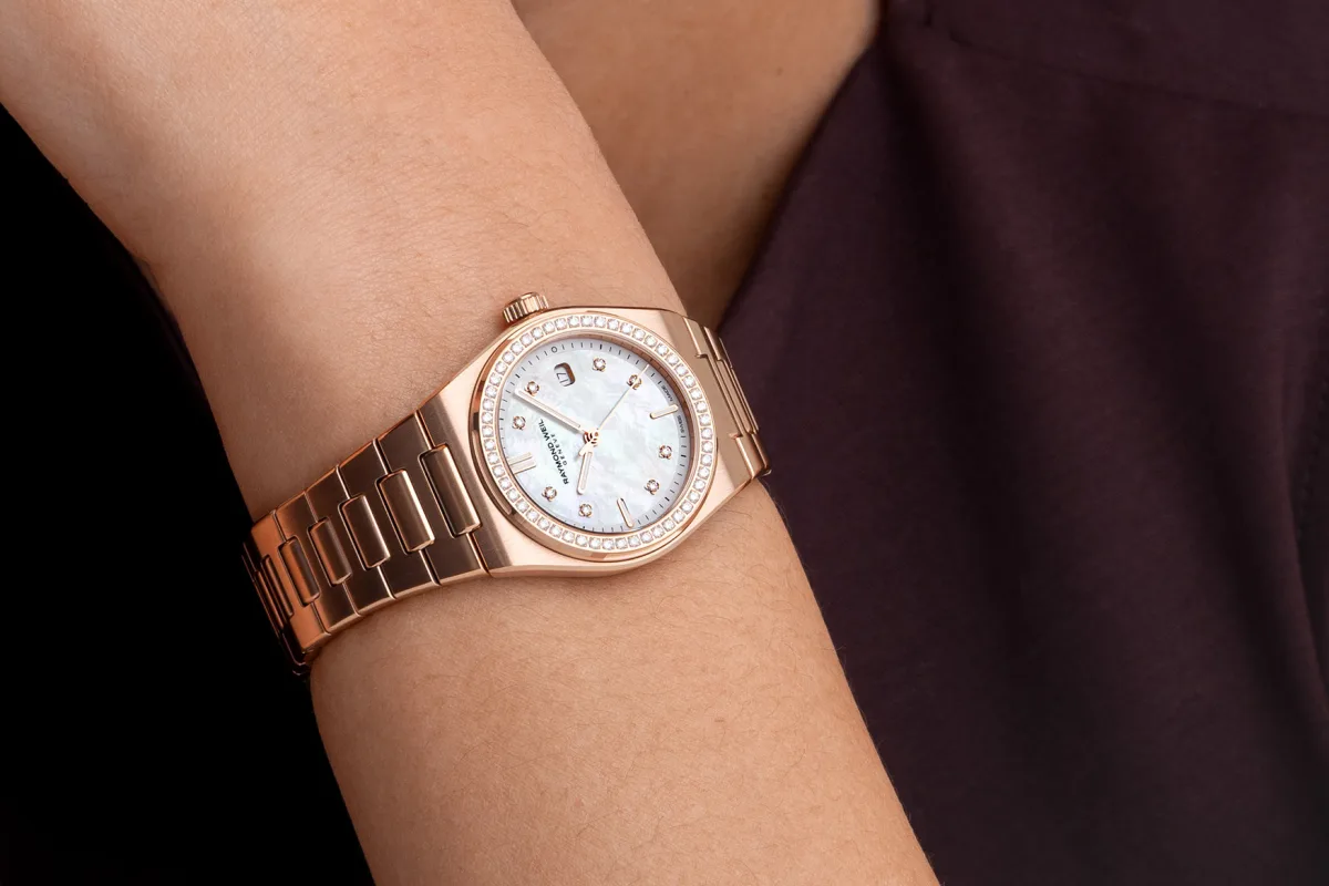 Raymond Weil A.R.T. watch side view showing case design
