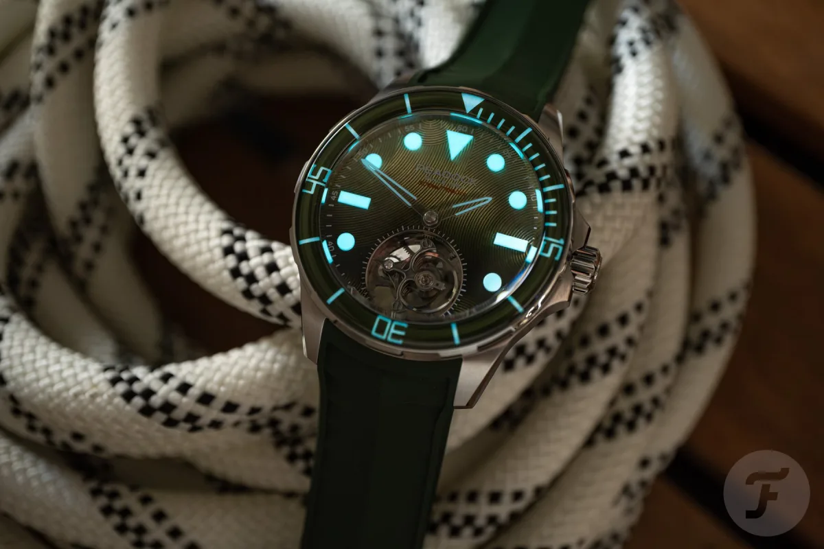 Peacock Haiyi Tourbillon with sapphire hands