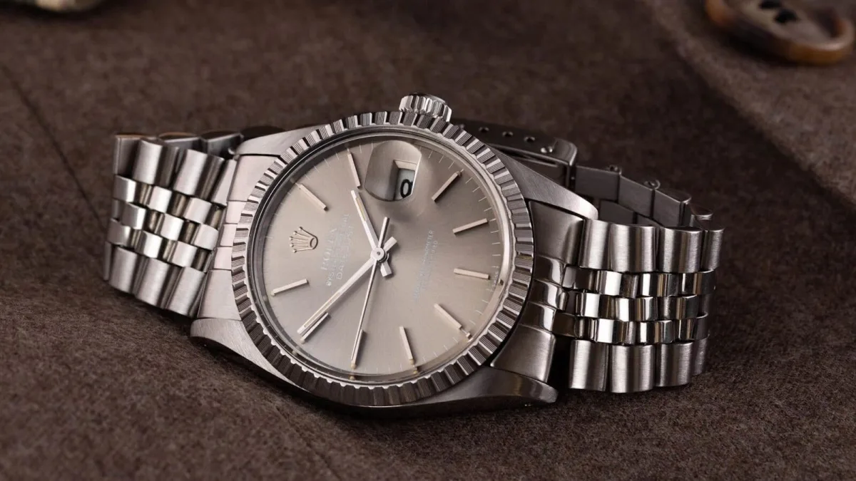 Watch image