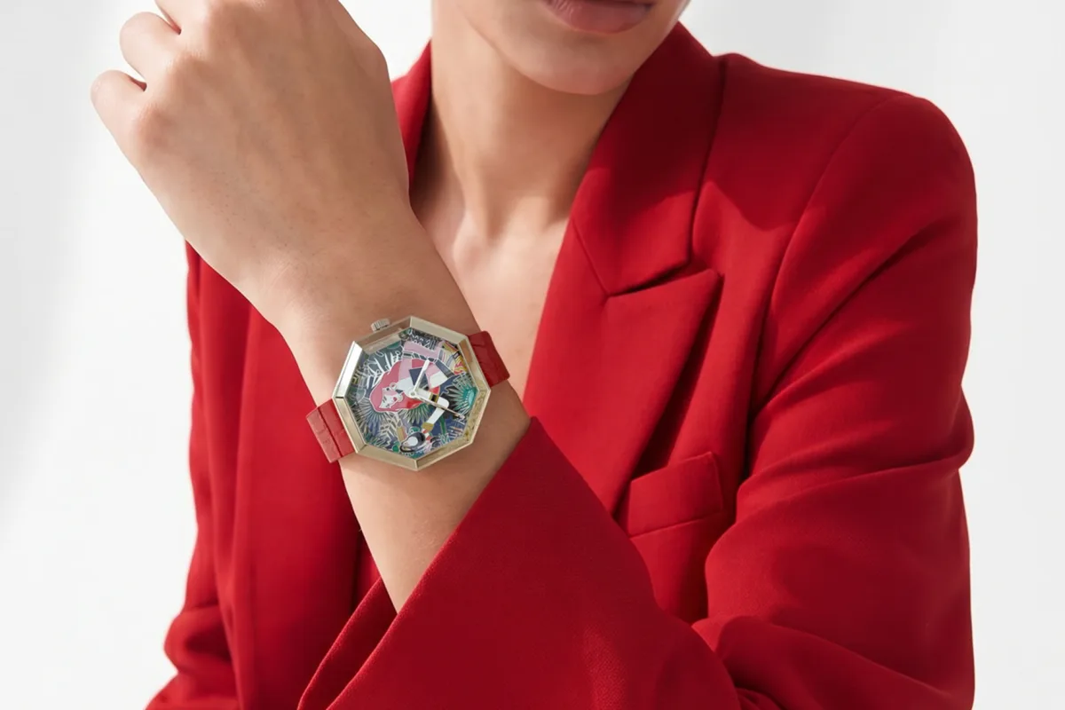 The Face in Time Paradis Tropical Collection