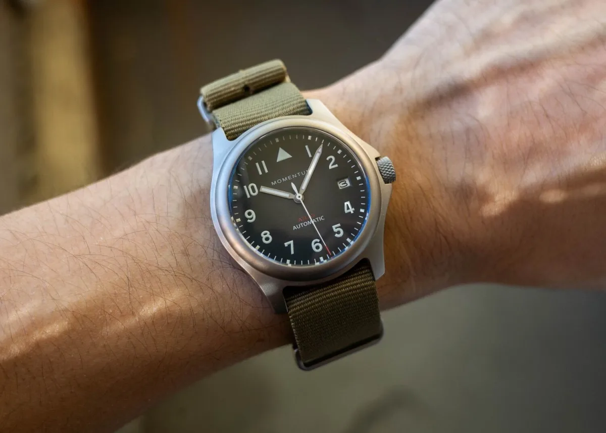 Domed sapphire crystal with anti-reflective coating on Momentum Atlas