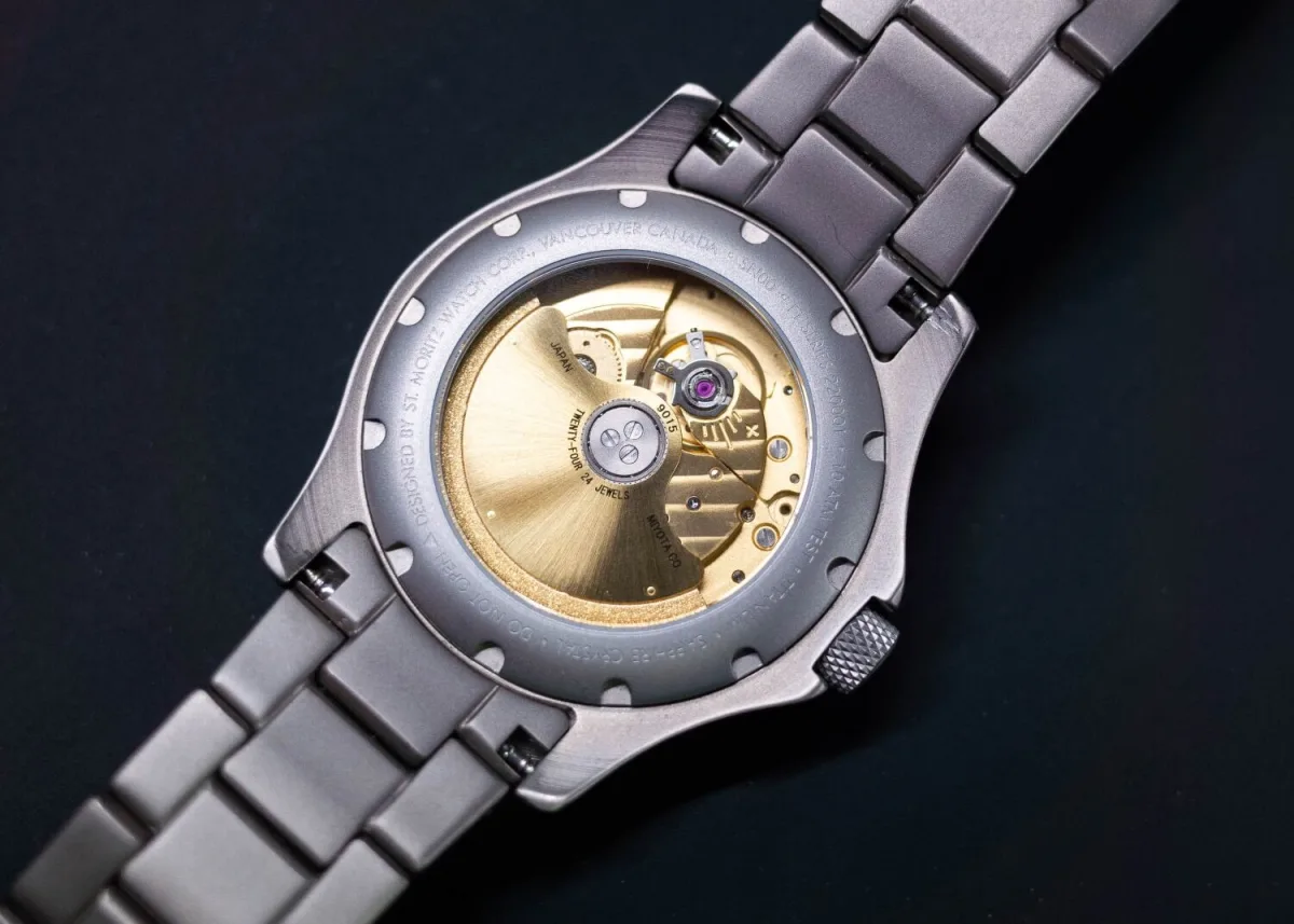 Transparent case back of Momentum Atlas with Miyota 9015 movement