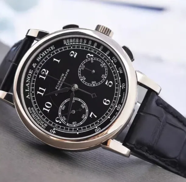 Vintage chronograph with pulsometer scale