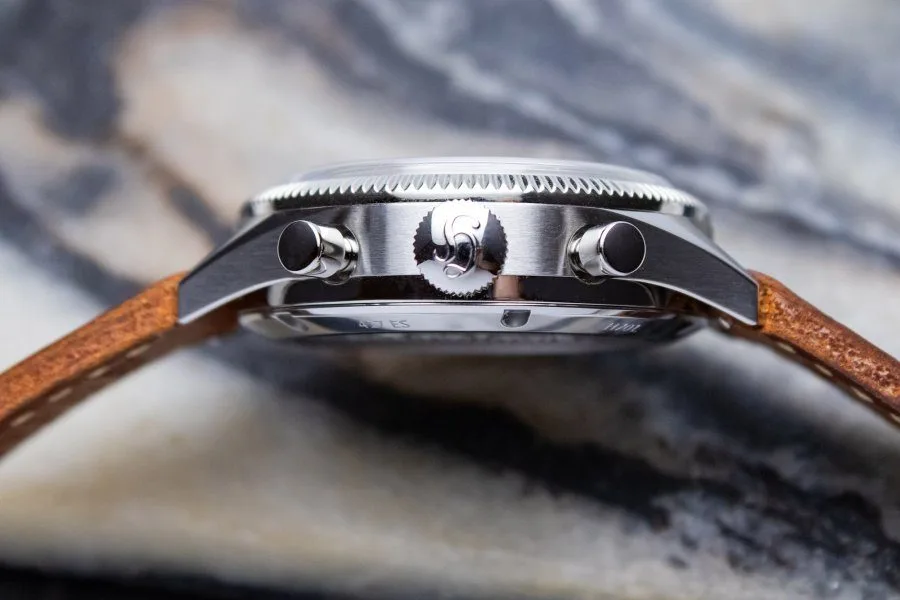 Hanhart 417 ES Moby Dick bezel detail