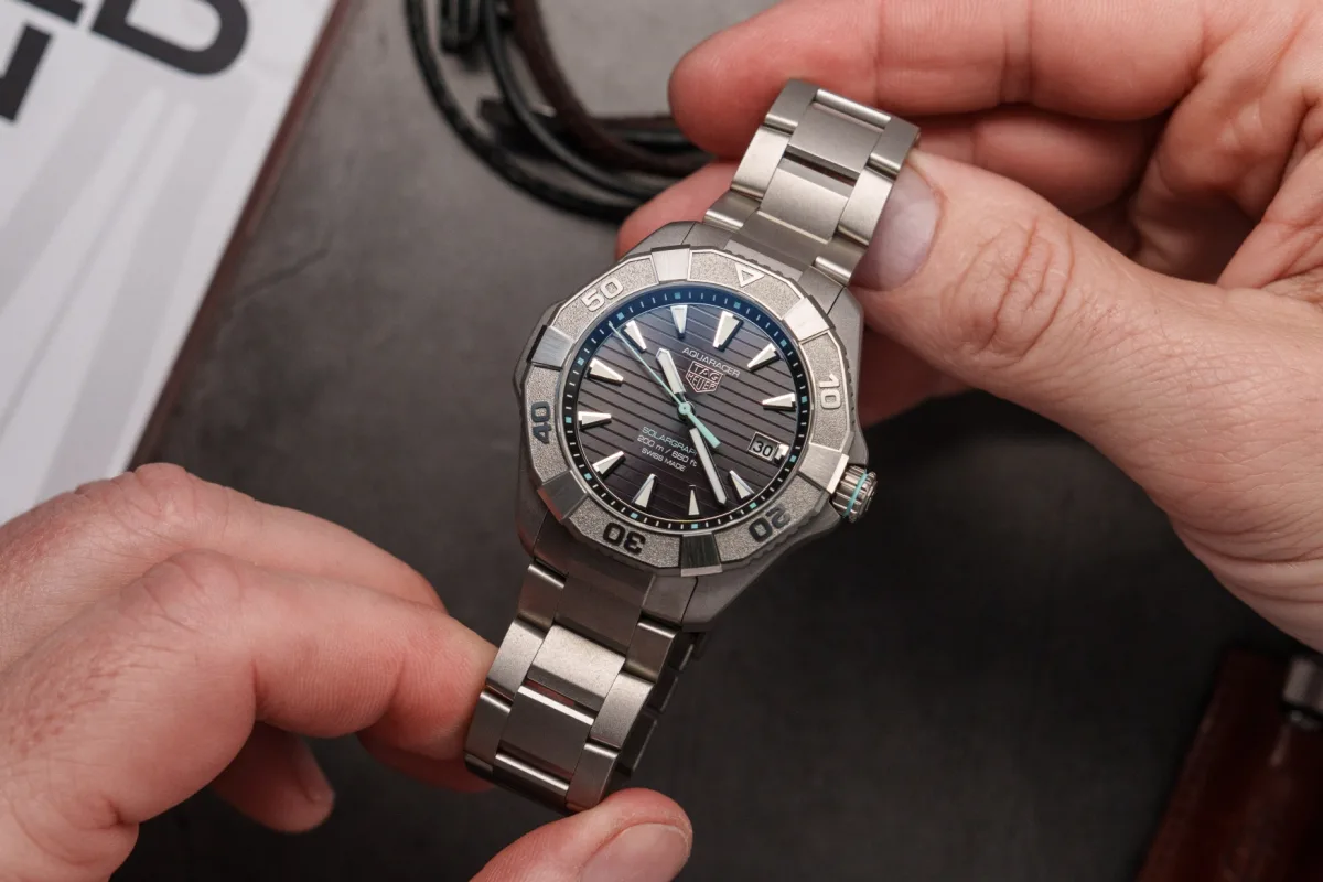 TAG Heuer Aquaracer Solargraph in natural light