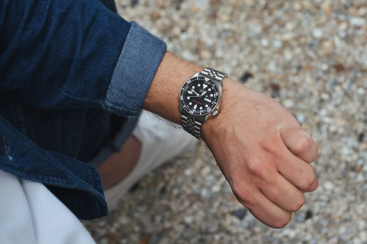 Seiko SKX diver watch price comparison chart